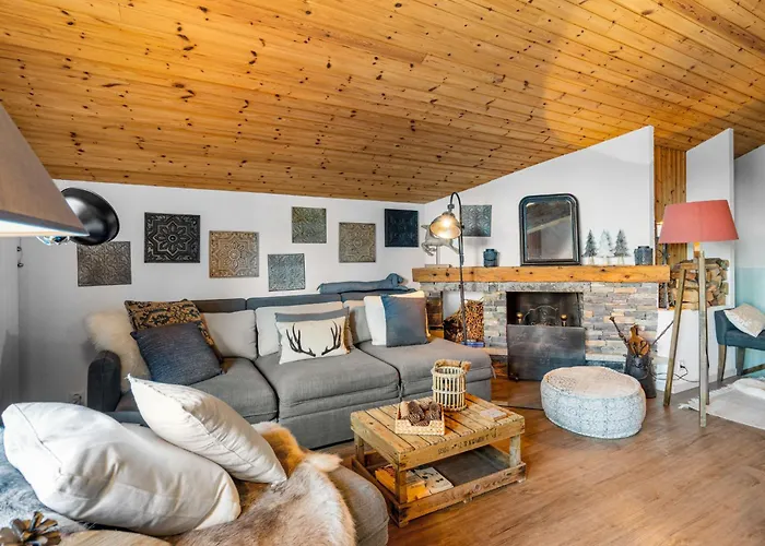 Faucon 1b By Interhome