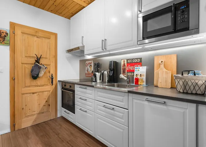 Faucon 1b By Interhome